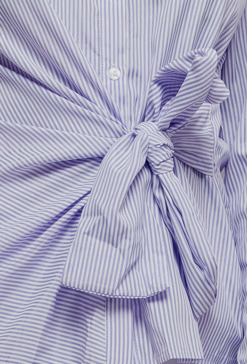 Stella Shirt - Skjorte med bindebånd - Blå/hvid stribet - Modeci