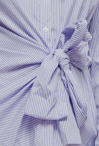 Stella Shirt - Skjorte med bindebånd - Blå/hvid stribet - Modeci